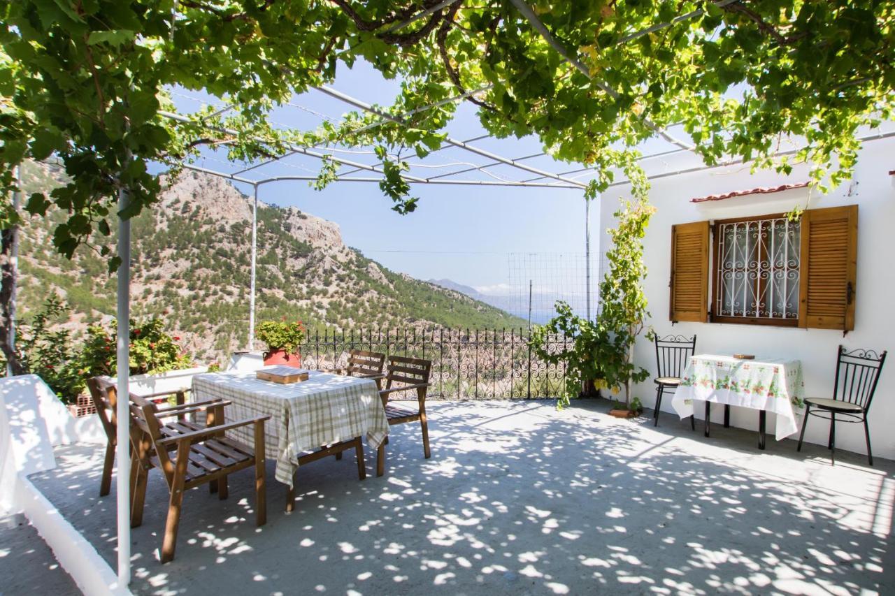 Myrtia Vacation Home 키라파나기아 외부 사진